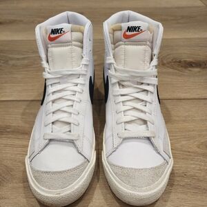 Women's Nike Blazer Mid 77